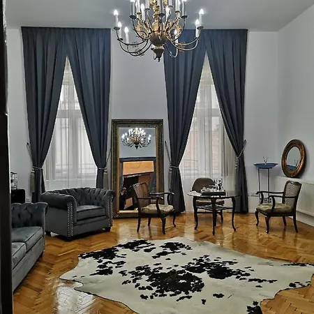 Mansion Josephina בית אירוח קלוז'-נאפוקה