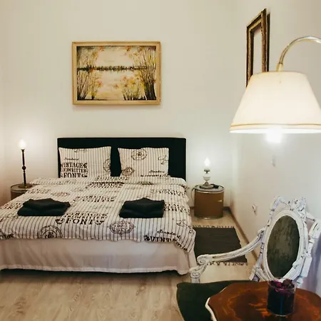 Mansion Josephina * קלוז'-נאפוקה
